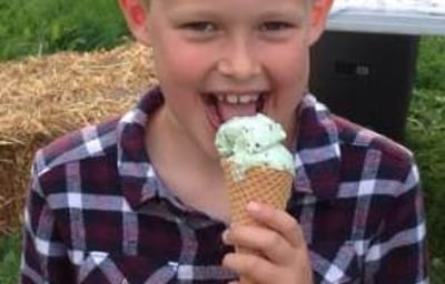 little boy ice cream