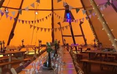Giant Tipi - table:bench sets seating arrangment 