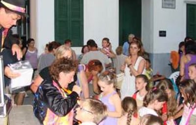 puppet show migjorn market 111