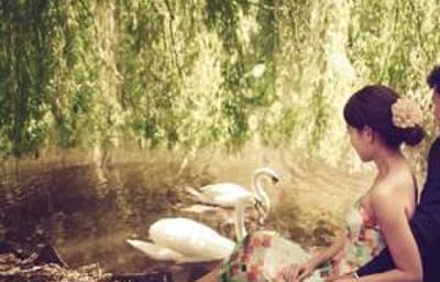 Singaporean couple wedding day shoot in Syon House, London. Engagement and wedding photography, videography, make up hair service