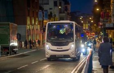 exec coach exterior 2