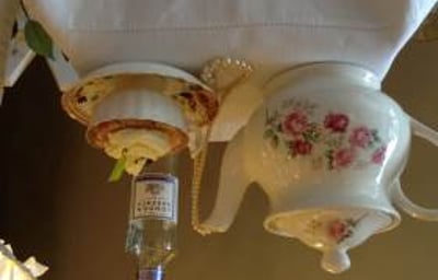 teapot pearls and tree 18