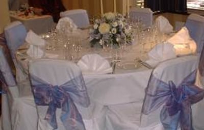 Simple Lilac Table Posy