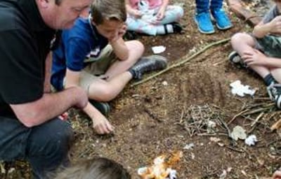 Fire lighting using the flint method