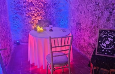 Tarot reader for hire UK EU weddings