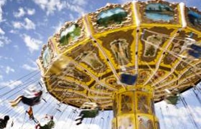 Carnival Chairs Flying Wave Swinger