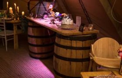 Beer barrel bar