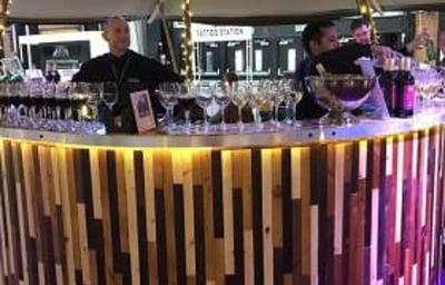 Rustic round bar_showcase