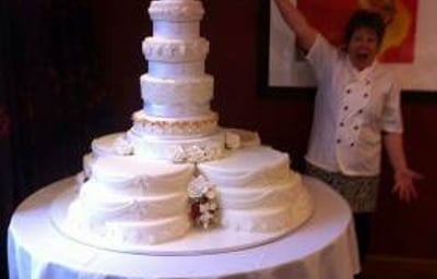 10 tier wedding cake 4' high