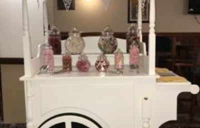 king of the castles glos candy cart