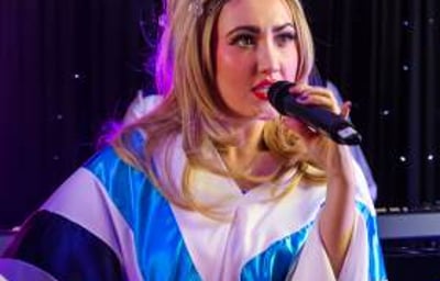 Kiss the Teacher ABBA tribute Agentha