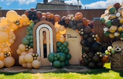 Teddy Bear Balloon Decorations for first Birthday party