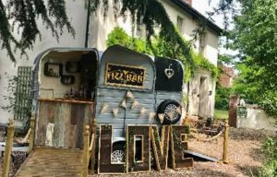 Vintage Horse Box Bar wedding set up 