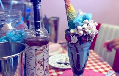 Le Keux leamington kids children's unicorn ice cream party