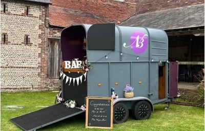 Neigh Bar 1.jpeg