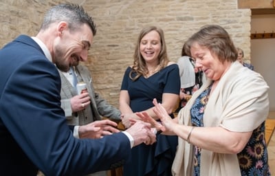 Professional Wedding Magician for Hire in Gloucestershire