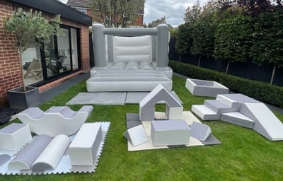 received_1060154355352655