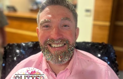 Beard + Glitter = cool 