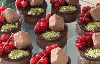 mini mousse cake