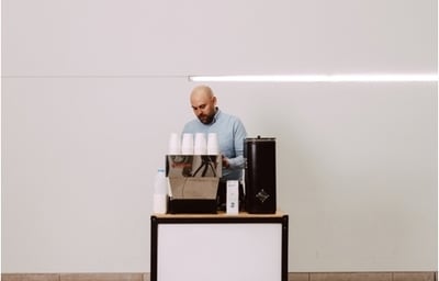 Pop-Up Coffee Bar Distant