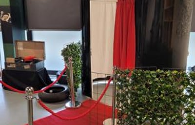 Black gloss Photo Booth with red carpet, ropes and curtain 1