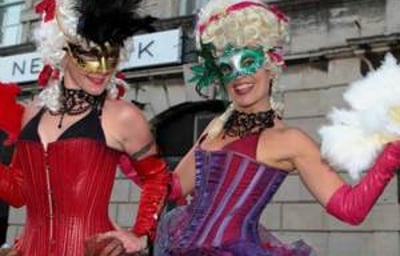 Marie and Antoinette!