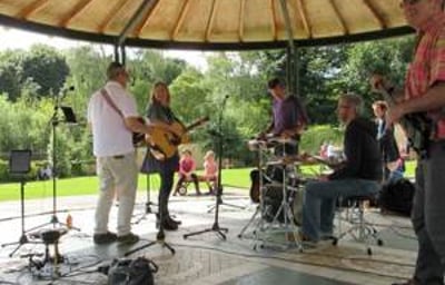 Morgan Lee Band @ Caulders