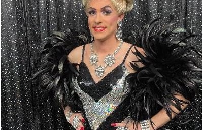 2022 Publicity Photo Drag Queen Miss Dot Com