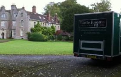 Delivery for a Wedding