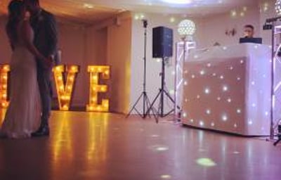 DJ & Love at Southend Barns