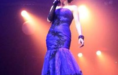 Lili La Scala MC Credit by Clive Holland