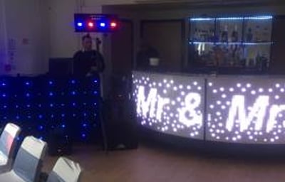 Led Mobile Bar / Mr & Mrs
