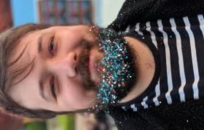 00100dPORTRAIT_00100_BURST20190505204037329_COVER