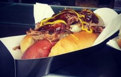 pulled pork hot dog