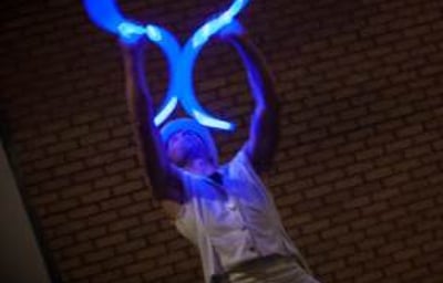 glow buugeng promo-lr