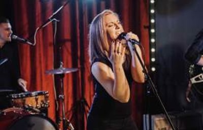 the_electrics_wedding_band2