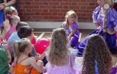 Rapunzel holding focus!