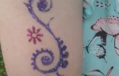 Glitter tattoo spiral