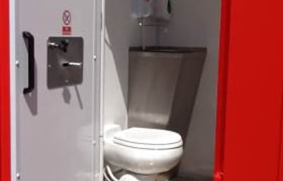 Big Space 24 Fresh Water Toilet