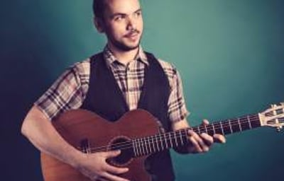 9-alive-network-wedding-entertainment-nationwide-guitarist5