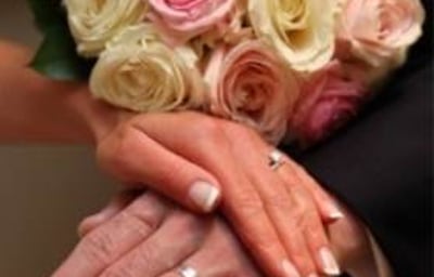 Avalanche & Sweet Avalanche Rose Hand Tied