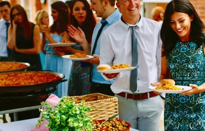 Mobile paella catering for weddings 