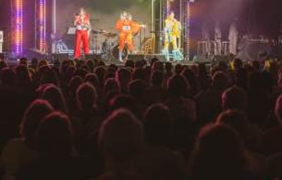 The Mia Mammas live photo 1 (no backdrop)