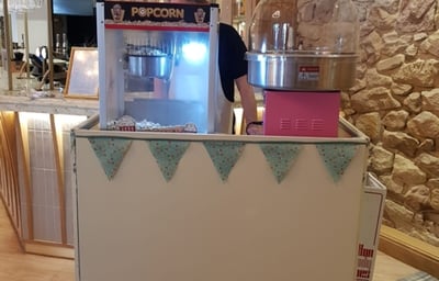 DERBYSHIRE ICE CREAM BIKE POPCORN CANDY FLOSS.jpg