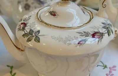 Bridal Rose Teapot