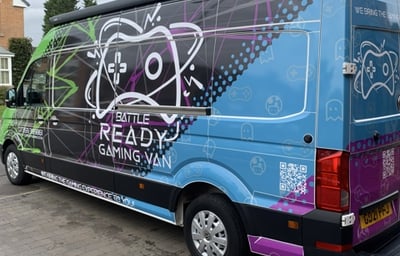 Gaming Van side1