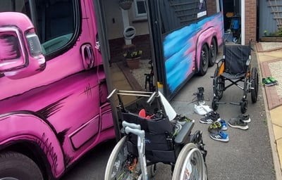 Picsart_23-06-10_23-14-23-069