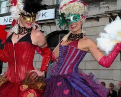 Marie and Antoinette!