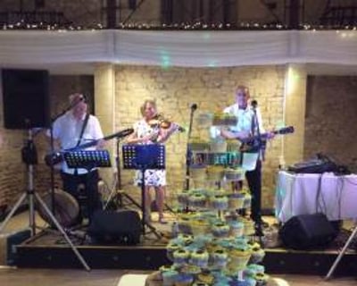 great venue and cake display for our sound check