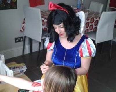 Snow White Face Painting